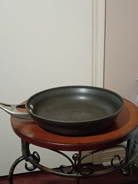 Calphalon Other - Vintage Calphalon 1390 10” Hard Anodized Non Stick Frying Pan Skillet USA